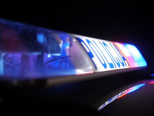 29-latek zranił się nożem i uciekł z domu. Odnaleźli go policjanci