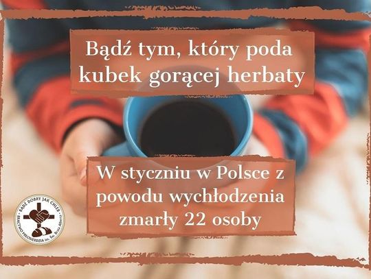 Bądź tym, który poda kubek gorącej herbaty.