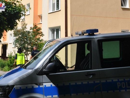 Dwulatka wypadła z okna znajdującego się na 3 piętrze