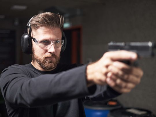 Egzamin na broń kolekcjonerską – jak się przygotować? Praktyczne wskazówki od SCHRON Lublin