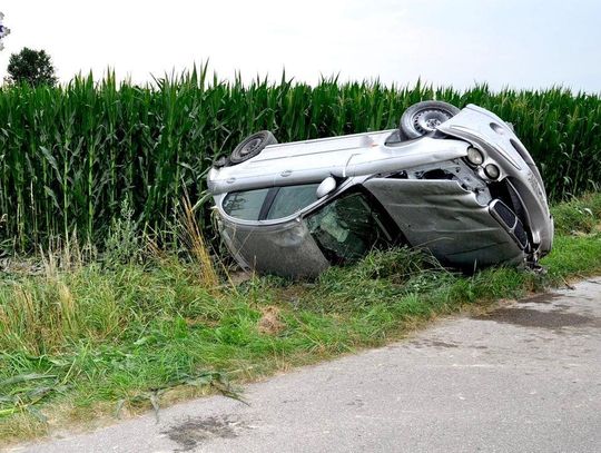 Groźny wypadek w Fajsławicach. Dwie osoby ranne