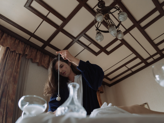 Hipnoterapeuta – kim jest i jakie pełni funkcje?