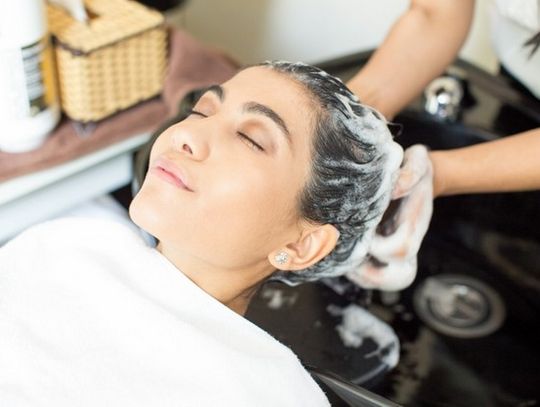 Jaka odżywka do włosów suchych?