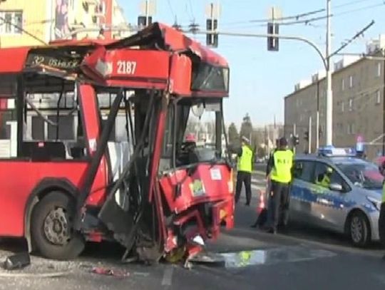 Kraksa autobusu MPK. Kierująca była trzeźwa