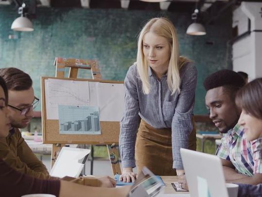 Odpowiedzialne przywództwo oparte na praktyce mindfulness *