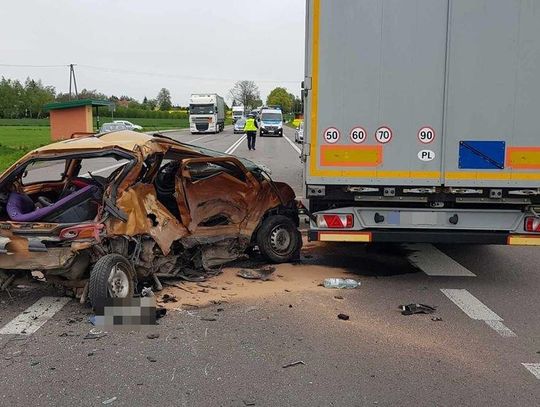Policja ostrzega. Lublin: Wypadek z udziałem czterech pojazdów w Niedrzwicy Dużej
