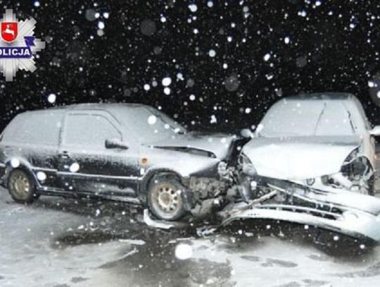 Policja ostrzega:  Pijany z zakazem prowadzenia pojazdów spowodował wypadek *