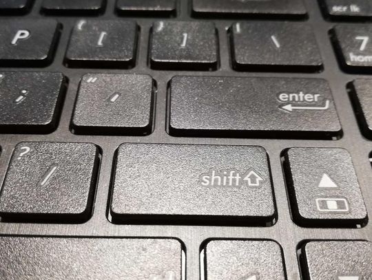 Policja ostrzega. Zamość: Uważajmy na oszustów internetowych!