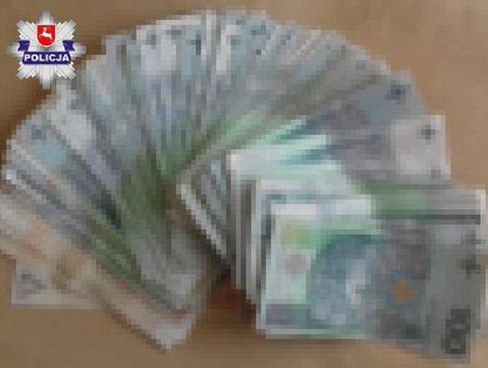 Policja poszukuje właściciela zagubionej gotówki