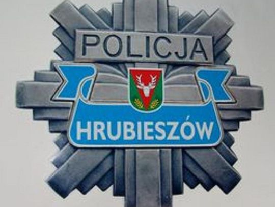 RATUNKU NIE MOGĘ WYCIĄGNĄĆ GŁOWY SPOD KALORYFERA