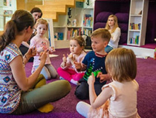 Rodzinne warsztaty z Polskiego Języka Migowego*