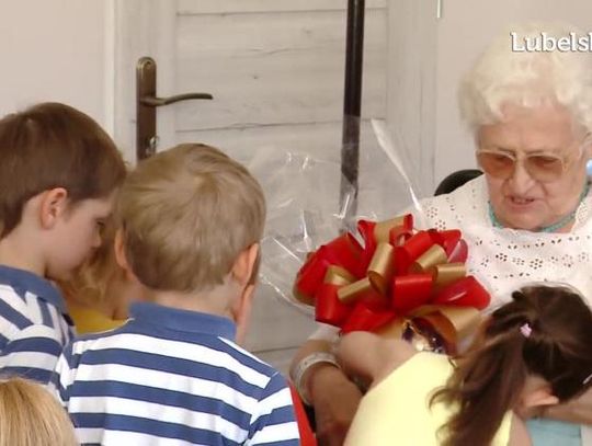 Spotkanie przedszkolaków z seniorami