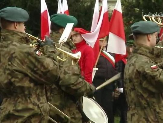 Tłumy na Placu Litewskim uczciły Święto Niepodległości