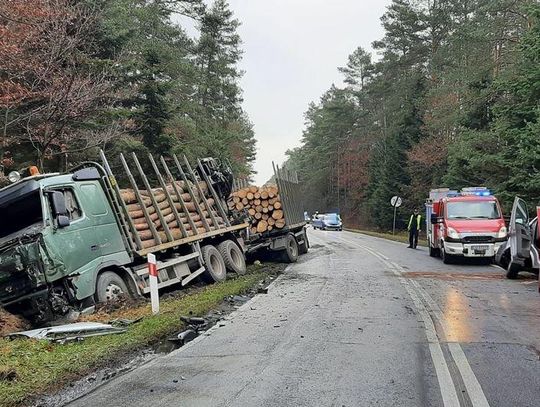 Tragiczny wypadek w Zwierzyńcu. Zginęła kierująca busem