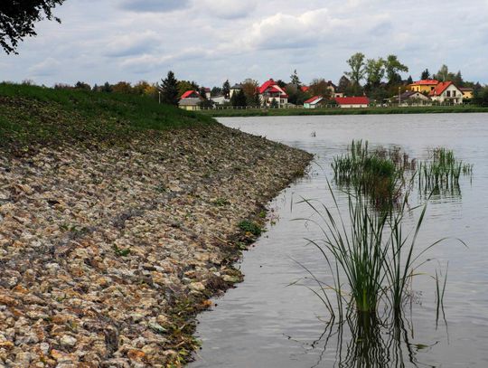 Zalew Zemborzycki – ukończono remont prawej zapory i budowę nowej przepompowni