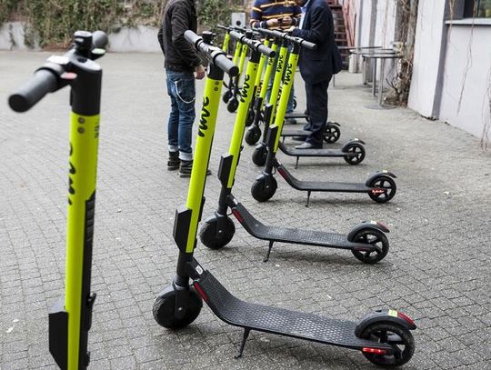 ZASADY KORZYSTANIA Z HULAJNÓG ELEKTRYCZNYCH – WYBRANE ZMIANY W PRZEPISACH - FILM