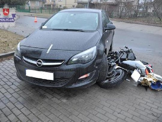Zderzenie motocyklisty z samochodem osobowym
