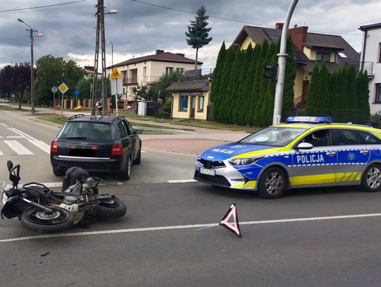 Zderzenie osobówki z motocyklem