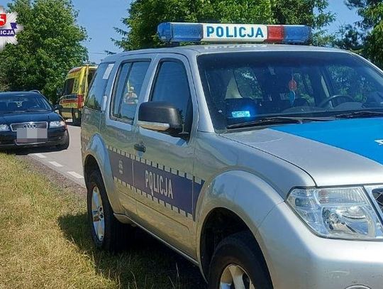 Ze stoperami w uszach wszedł pod jadący samochód