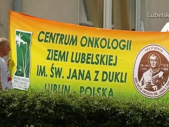 Związkowcy z Centrum Onkologii protestują. Będzie "białe miasteczko" pod Urzędem Marszałkowskim