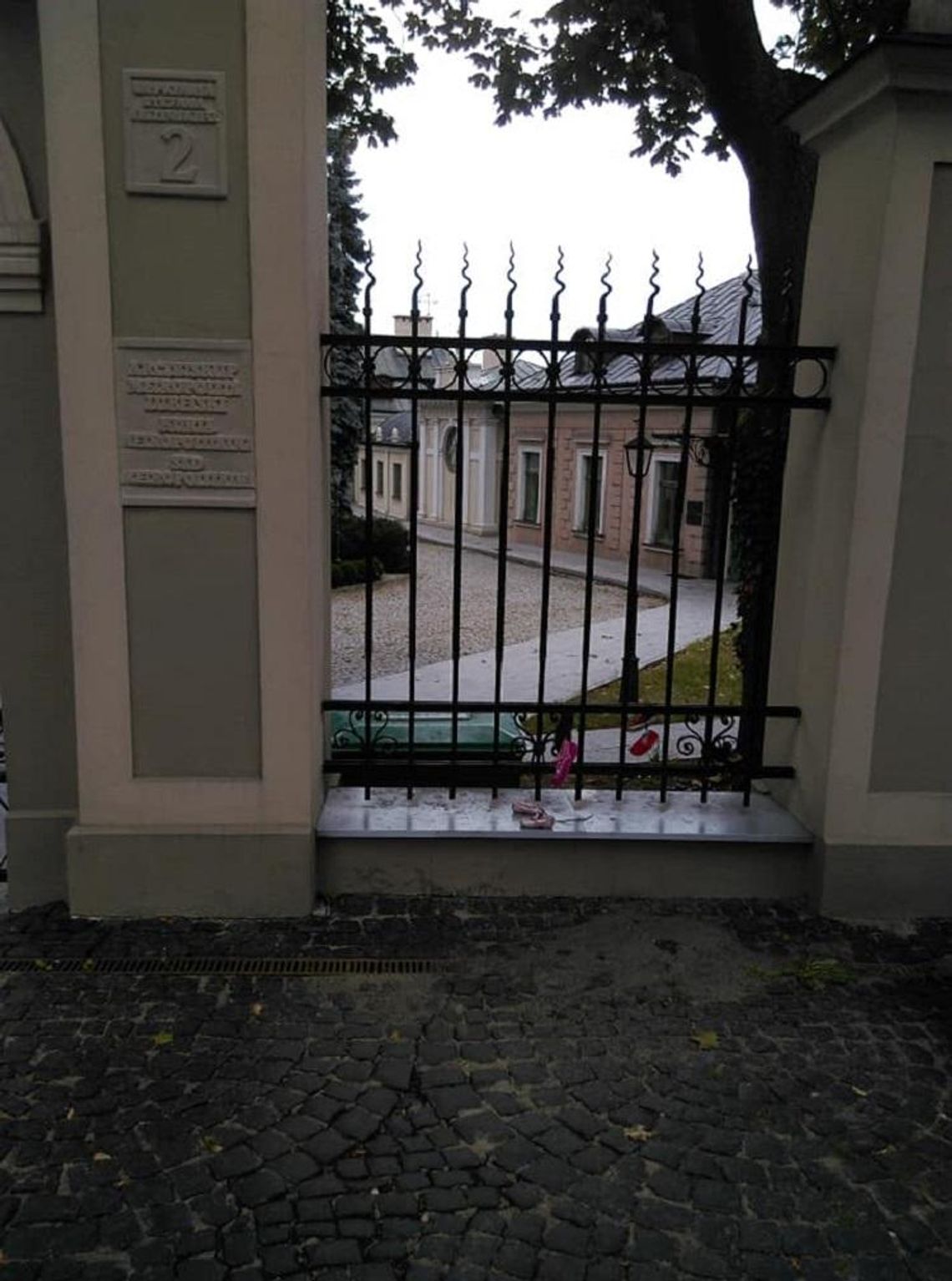 Baby Shoes Remember * Baby Shoes Remember *