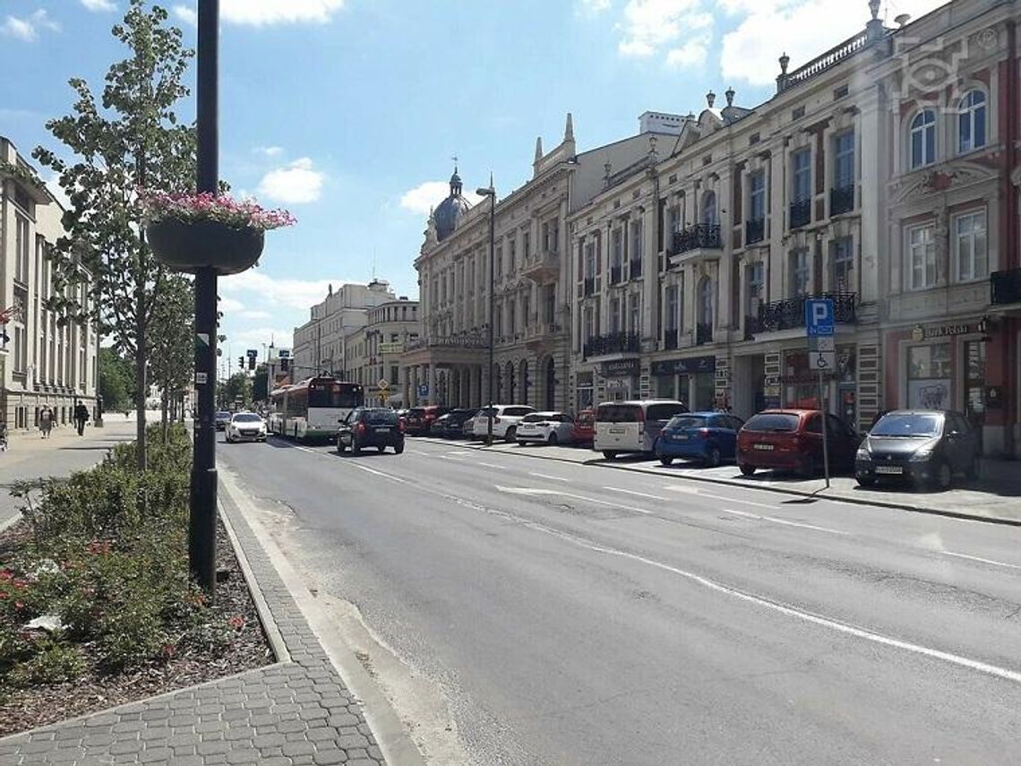 Drogowcy na Krakowskim Przedmieściu Drogowcy na Krakowskim Przedmieściu