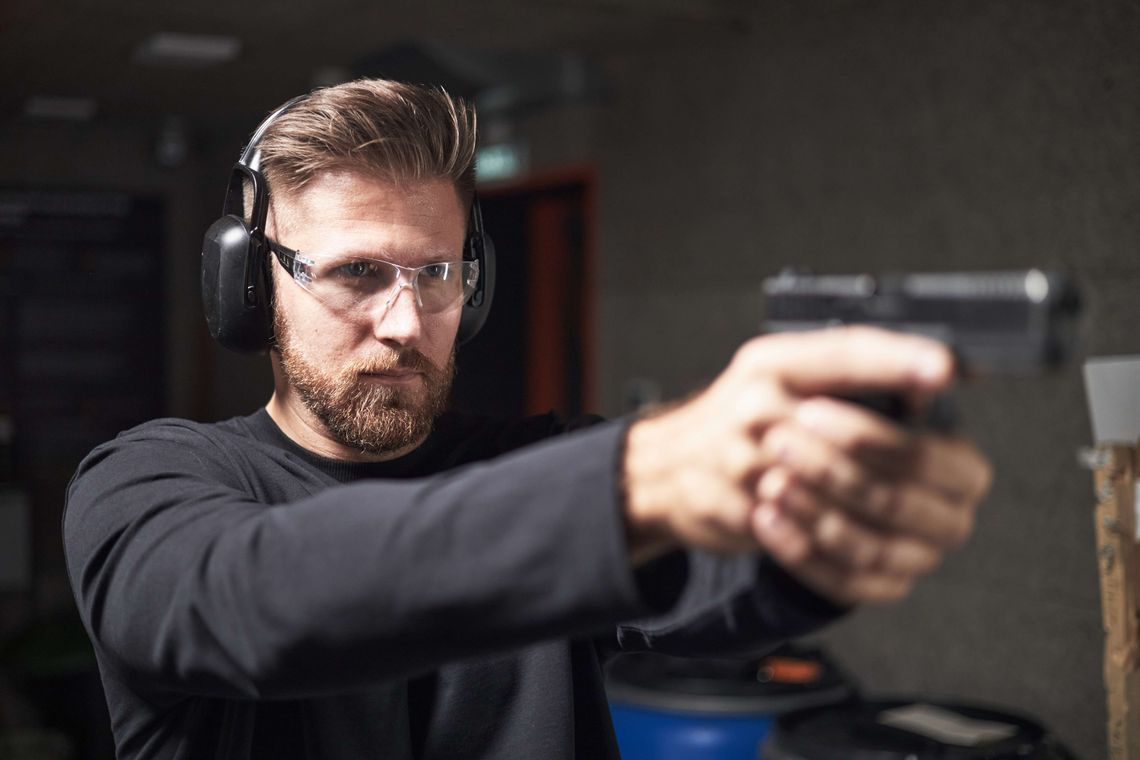 Egzamin na broń kolekcjonerską – jak się przygotować? Praktyczne wskazówki od SCHRON Lublin Egzamin na broń kolekcjonerską – jak się przygotować? Praktyczne wskazówki od SCHRON Lublin