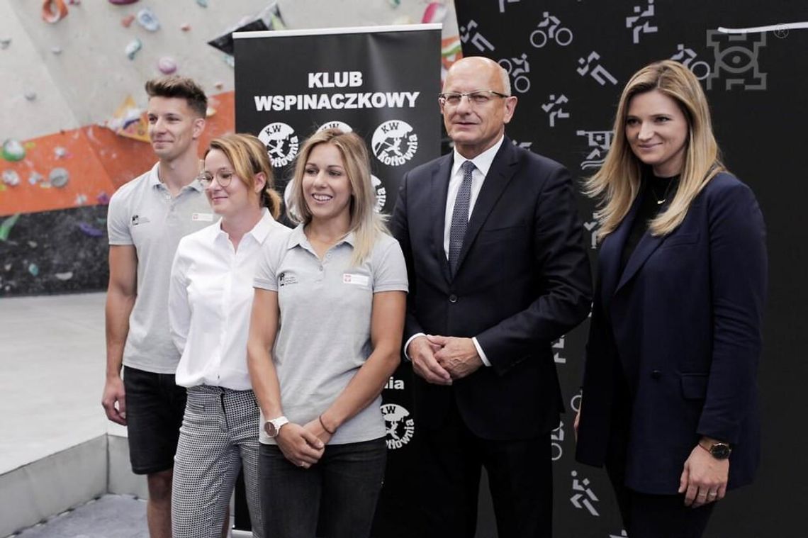 Gratulacje dla Mistrzyni! * Gratulacje dla Mistrzyni! *