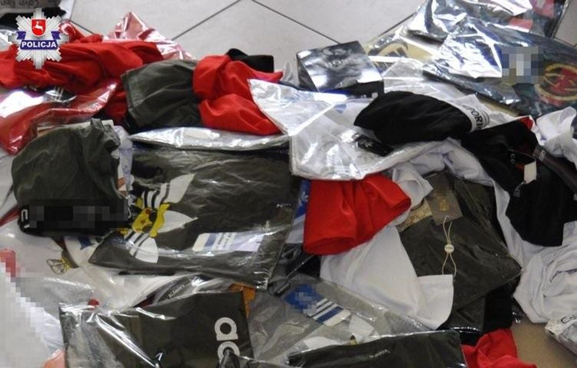 HANDLOWALI PODRÓBKAMI NA TARGOWISKU MIEJSKIM*