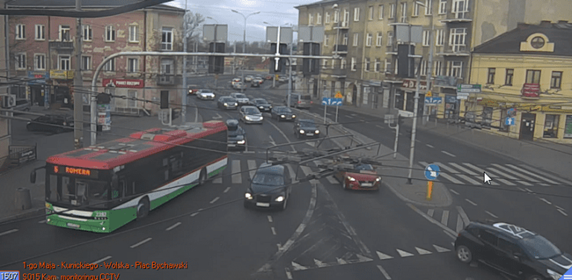 Informacje drogowe: usprawnienie organizacji ruchu na Placu Bychawskim* Informacje drogowe: usprawnienie organizacji ruchu na Placu Bychawskim*