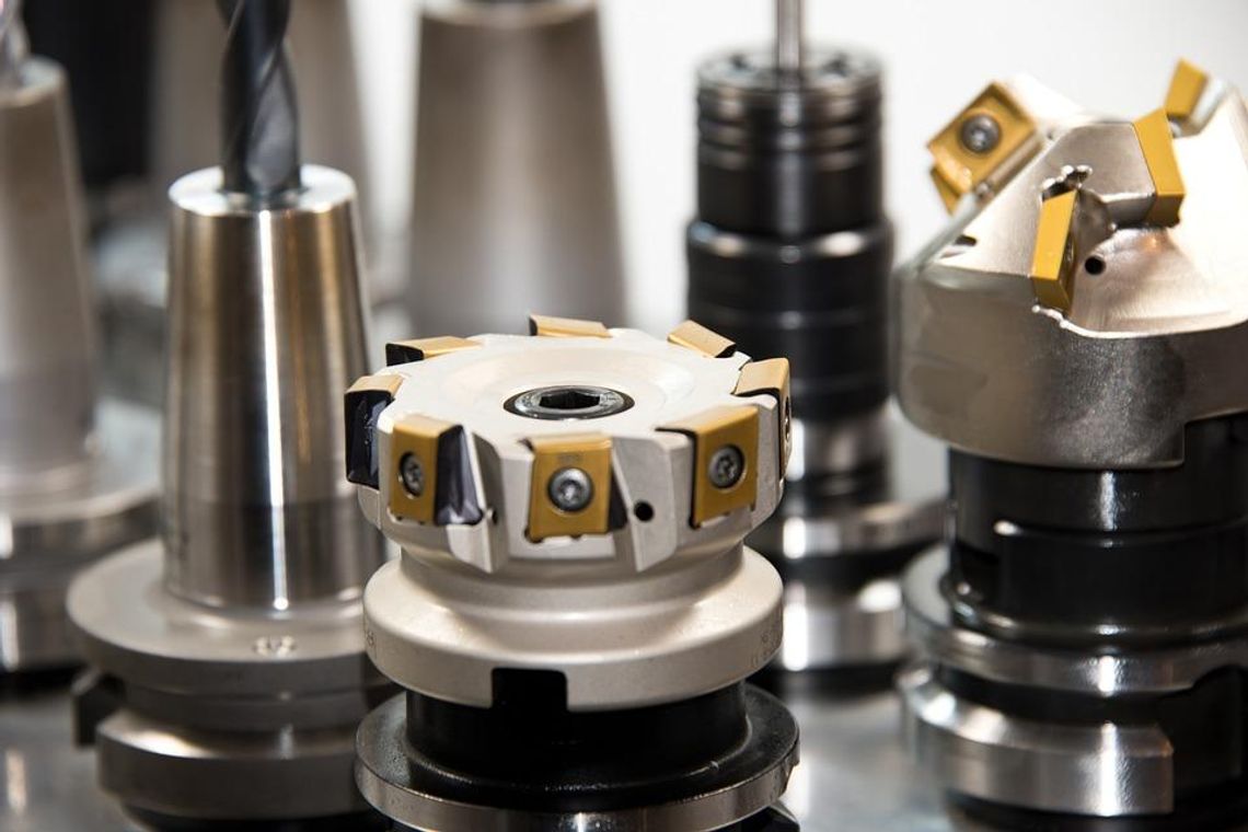 Jakie są rodzaje obróbki skrawaniem? * Jakie są rodzaje obróbki skrawaniem? *