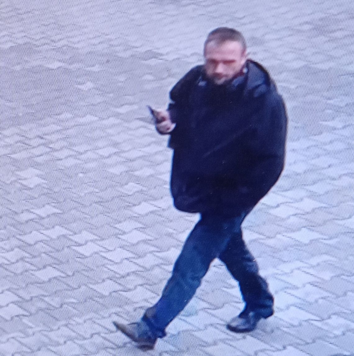 Kierował groźby karalne w urzędzie. Kto go poznaje? Kierował groźby karalne w urzędzie. Kto go poznaje?