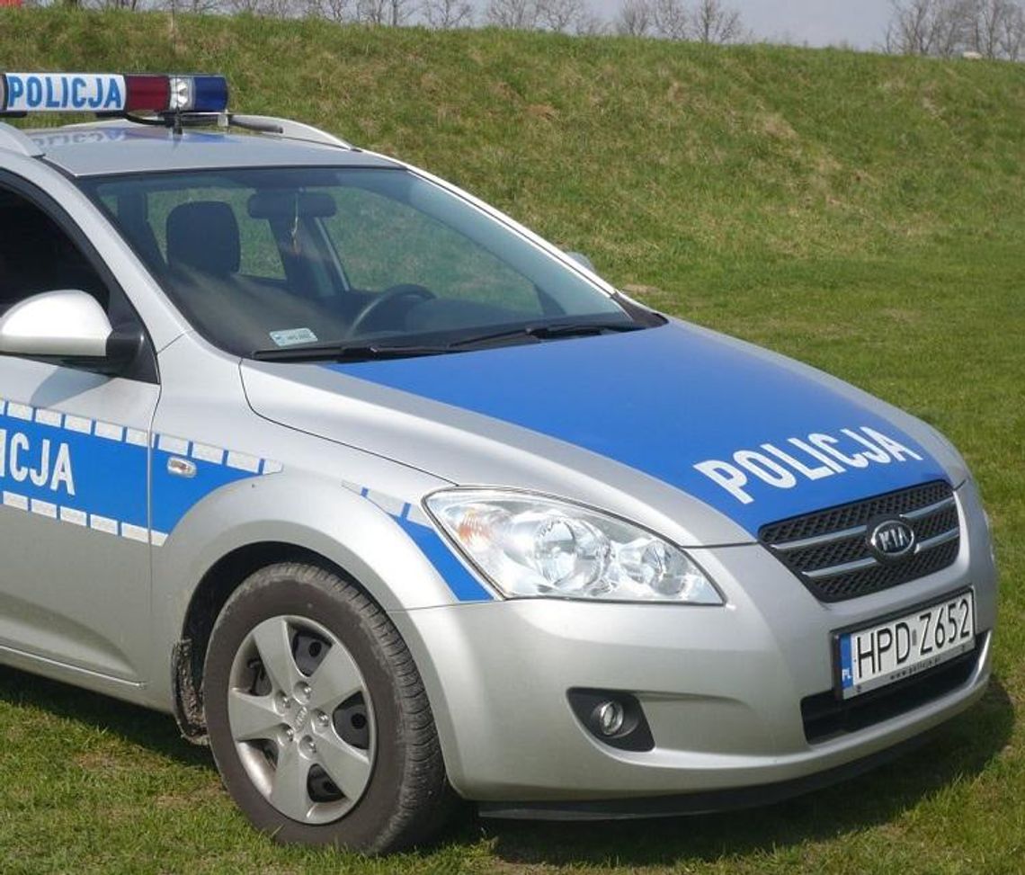 Kombajn jachał prosto, tylko kombajnista...krzywo Kombajn jachał prosto, tylko kombajnista...krzywo