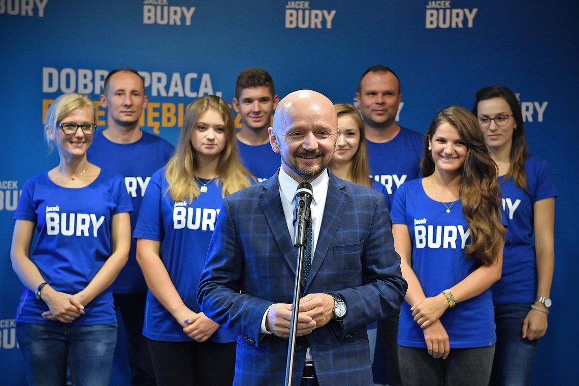 Konferencja prasowa Jacka Burego Konferencja prasowa Jacka Burego