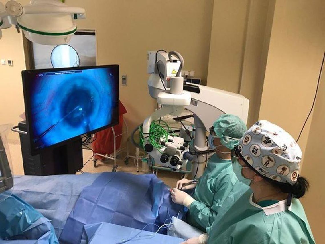 Lekarze z SPSK nr 1 przeprowadzili pierwszą obuoczną operację zaawansowanej zaćmy w Lublinie Lekarze z SPSK nr 1 przeprowadzili pierwszą obuoczną operację zaawansowanej zaćmy w Lublinie
