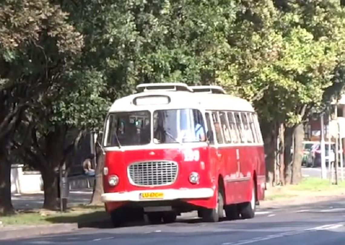 Miejskie Przedsiębiorstwo Komunikacyjne w Lublinie włączyło się w ogólnopolską akcję Pomóż Dzieciom Przetrwać Zimę * Miejskie Przedsiębiorstwo Komunikacyjne w Lublinie włączyło się w ogólnopolską akcję Pomóż Dzieciom Przetrwać Zimę *