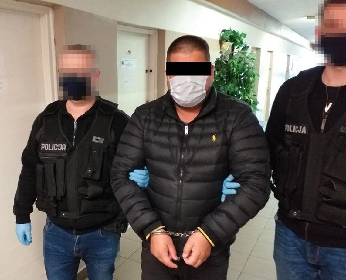 MIELI BYĆ Z CBŚP, OKAZALI SIĘ BYĆ OSZUSTAMI MIELI BYĆ Z CBŚP, OKAZALI SIĘ BYĆ OSZUSTAMI