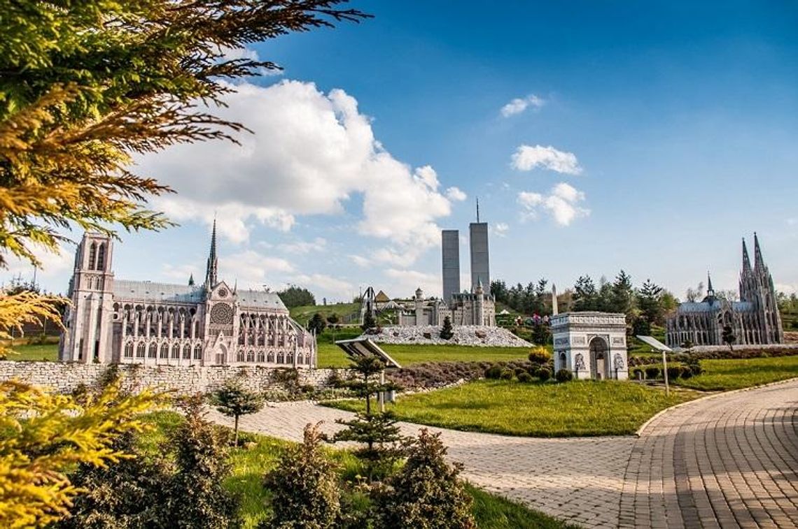 Moc atrakcji w Parku Rozrywki i Miniatur SabatKrajno*