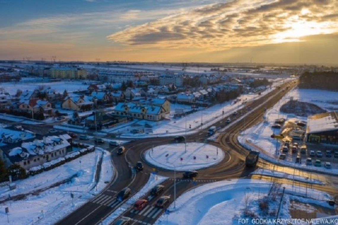 Nowe rondo, przebudowana droga. Bezpieczniej na DK82 w Turce