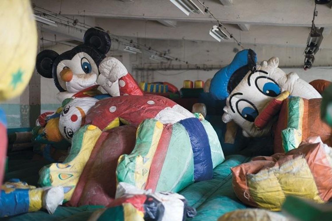 Nowe wystawy w Labiryncie. Mateusz Choróbski „the empty room of night” i Marta Krześlak „Ruiny moich marzeń” * Nowe wystawy w Labiryncie. Mateusz Choróbski „the empty room of night” i Marta Krześlak „Ruiny moich marzeń” *