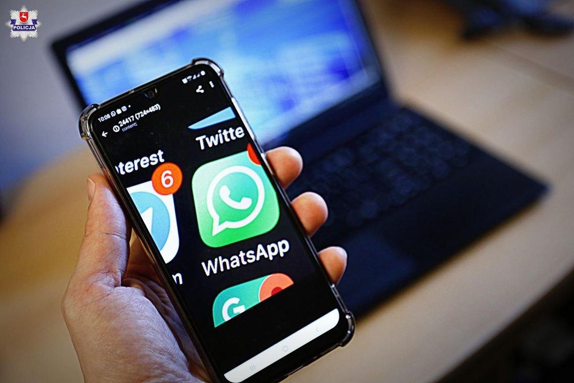 Oszustwo na portalu ogłoszeniowym. Mieszkanka gminy Cyców chcąc sprzedać sukienkę straciła pieniądze Oszustwo na portalu ogłoszeniowym. Mieszkanka gminy Cyców chcąc sprzedać sukienkę straciła pieniądze