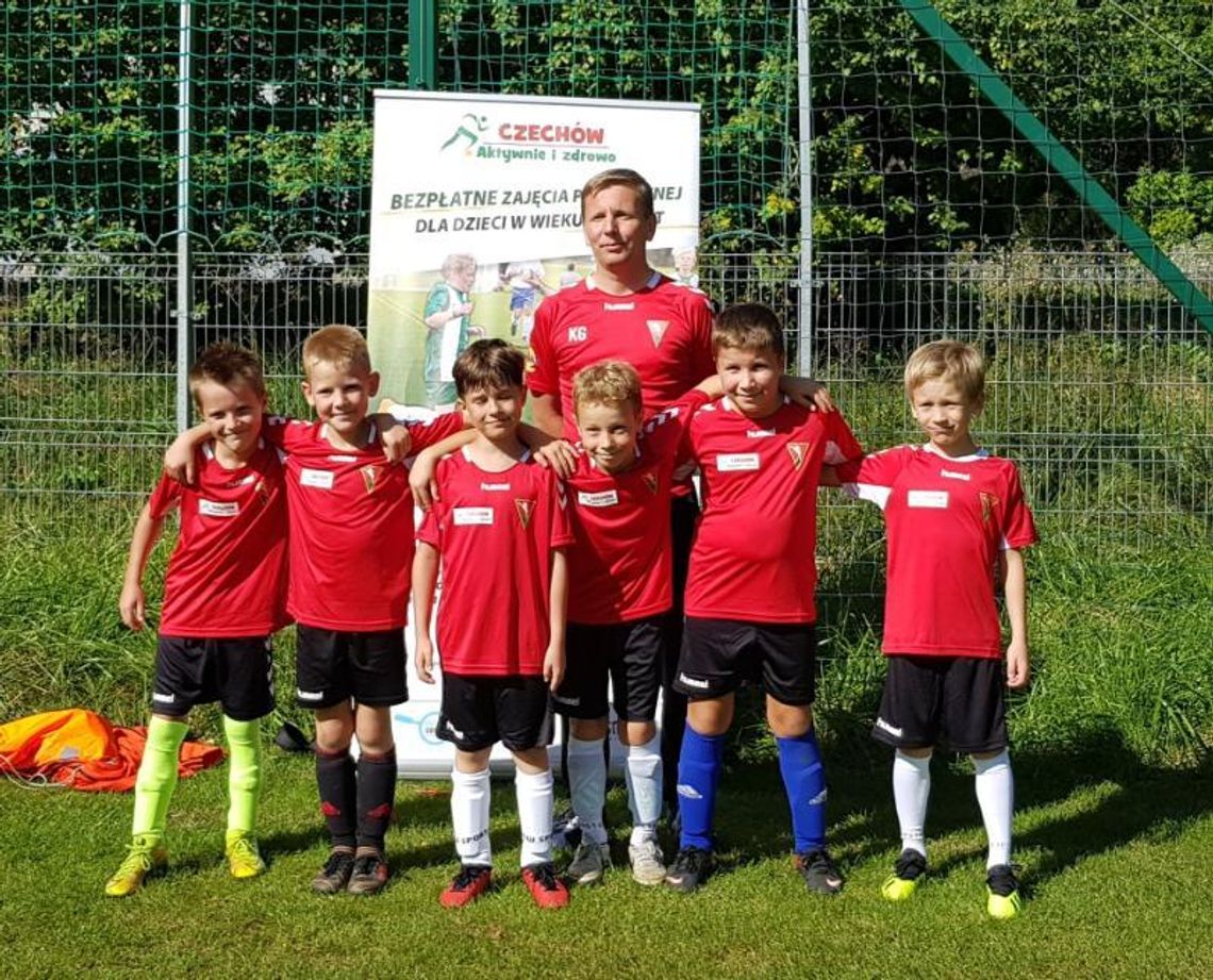 Podsumowanie projektu „Czechów - aktywnie i zdrowo - piłka nożna dla najmłodszych" Podsumowanie projektu „Czechów - aktywnie i zdrowo - piłka nożna dla najmłodszych"