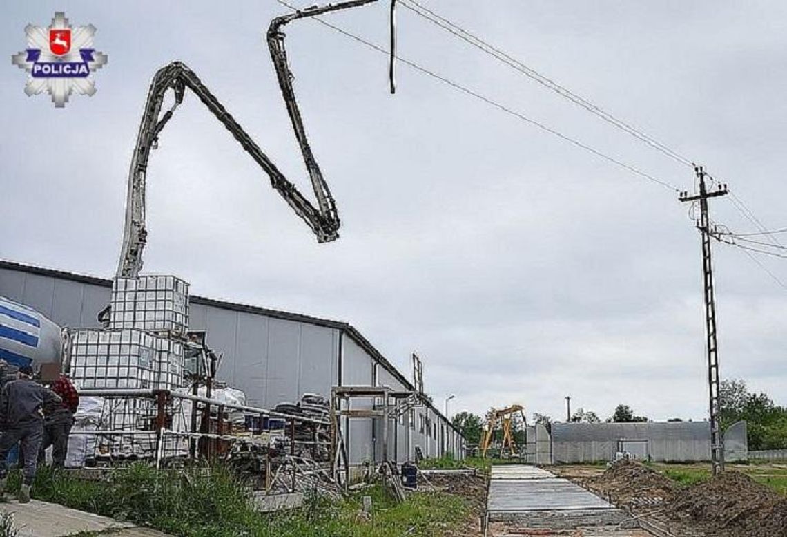 Policja informuje. Ryki: Nieszczęśliwy wypadek podczas wylewania betonu