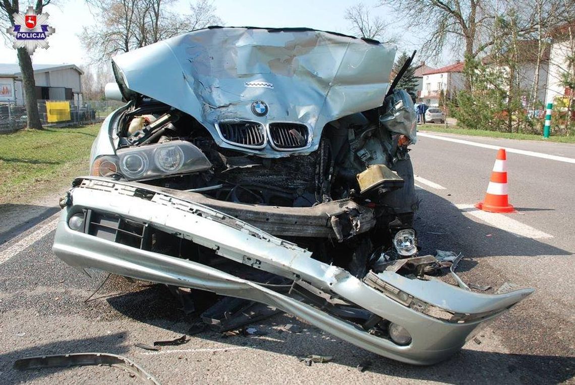 Policja ostrzega - ostrożniej !!! Radzyń Podl. Zderzenie trzech pojazdów Policja ostrzega - ostrożniej !!! Radzyń Podl. Zderzenie trzech pojazdów