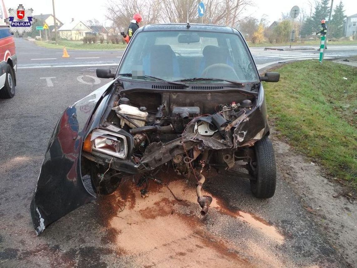 Policja ostrzega. Radzyń Podl.: Zderzenie pojazdów na DK-19 Policja ostrzega. Radzyń Podl.: Zderzenie pojazdów na DK-19
