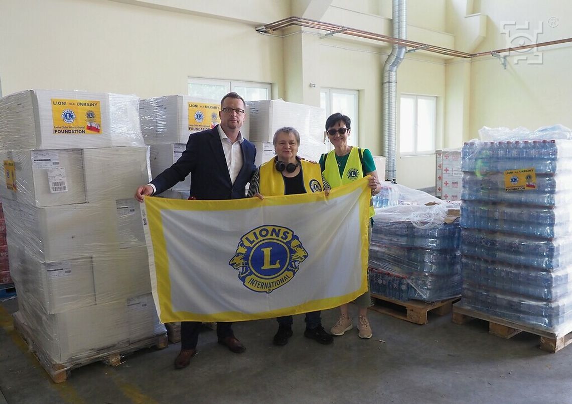 Wolontariusze Międzynarodowego Stowarzyszenia Klubów Lions przekazali dary dla uchodźców wojennych Wolontariusze Międzynarodowego Stowarzyszenia Klubów Lions przekazali dary dla uchodźców wojennych
