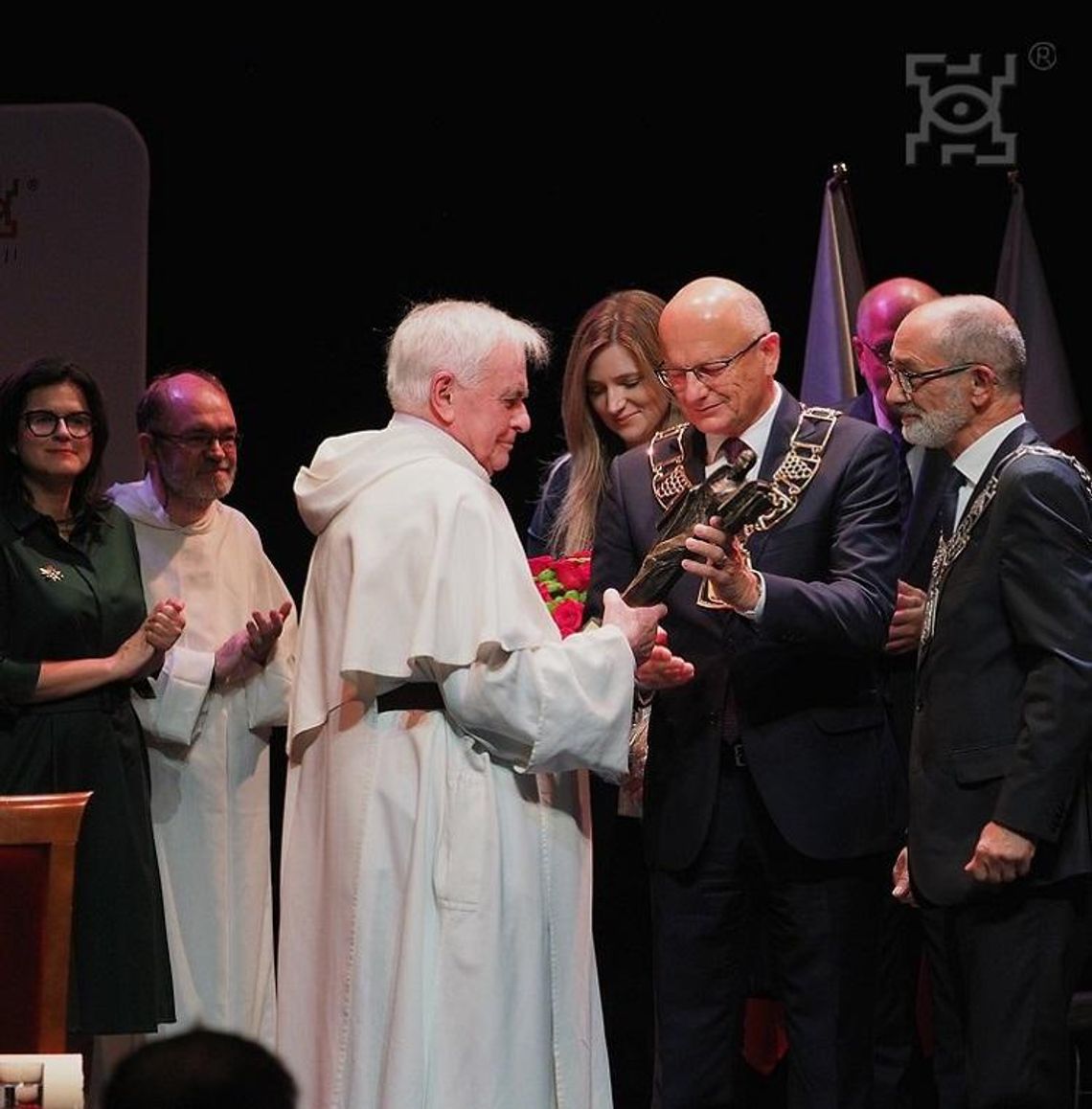 Wręczenie Aktu Nadania Honorowego Obywatelstwa Miasta Lublin Ojcu Ludwikowi Wiśniewskiemu* Wręczenie Aktu Nadania Honorowego Obywatelstwa Miasta Lublin Ojcu Ludwikowi Wiśniewskiemu*