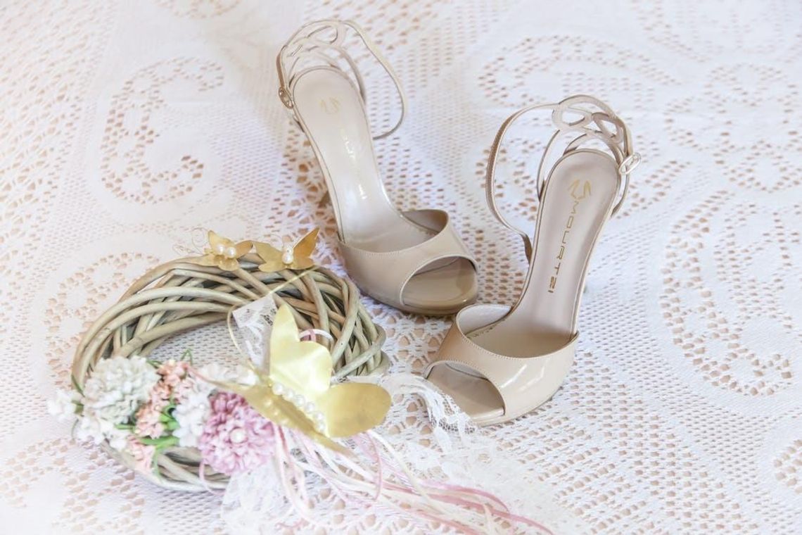 Wybieramy damskie buty na wielką okazję * Wybieramy damskie buty na wielką okazję *