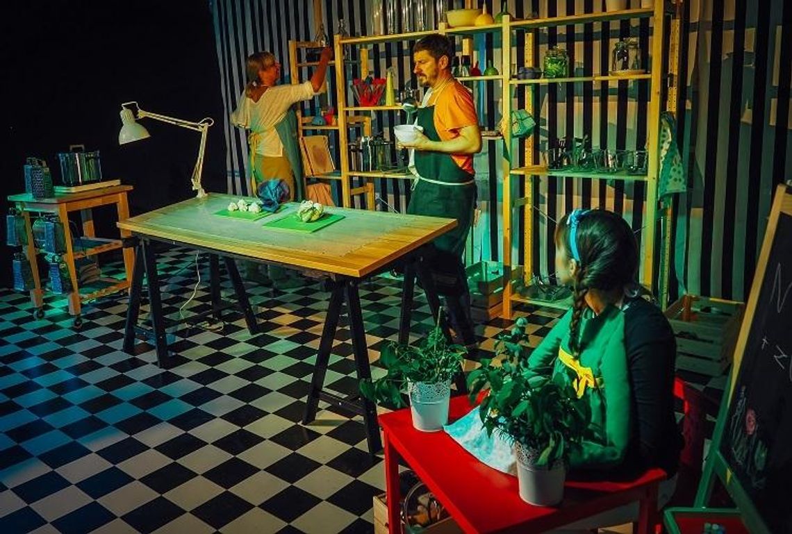 Zapraszamy na teatralne ferie zimowe do Teatru im. Hansa Christiana Andersena w Lublinie * Zapraszamy na teatralne ferie zimowe do Teatru im. Hansa Christiana Andersena w Lublinie *