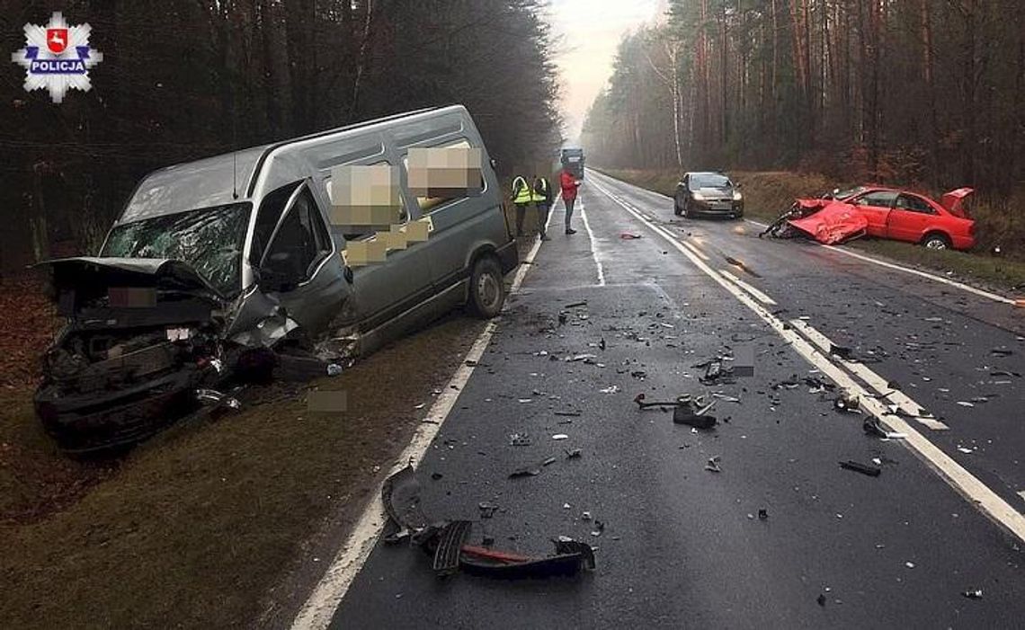 ZDERZENIE BUSA I OSOBÓWKI*